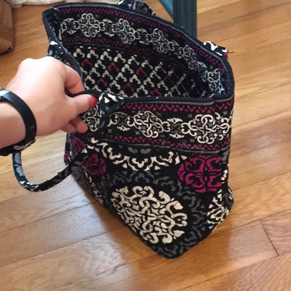 Vera Bradley Purse - Picture 5 of 5